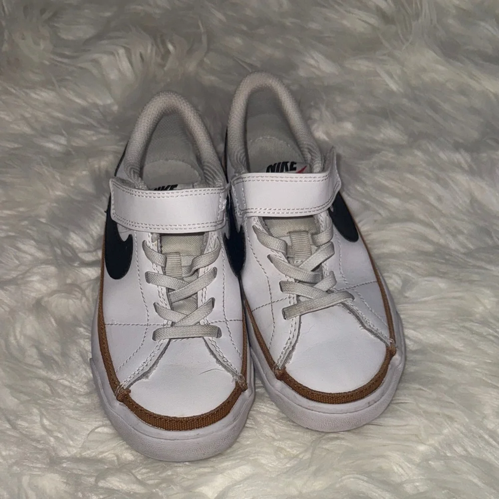 Nike Kids White and Tan Sneakers